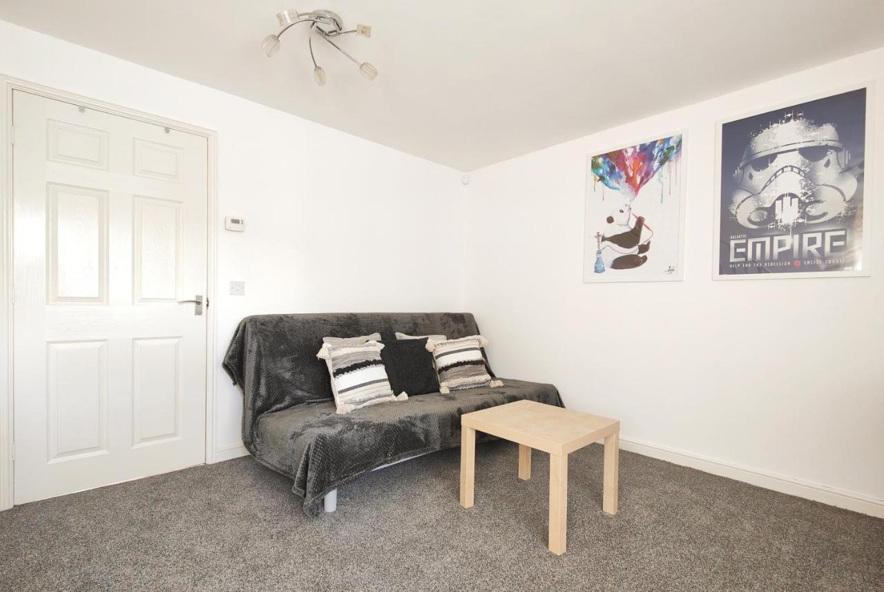 The Metcombe - Bright Townhouse With Free Parking 10 Minutes Walk To Coop Live Vila Manchester Exterior foto